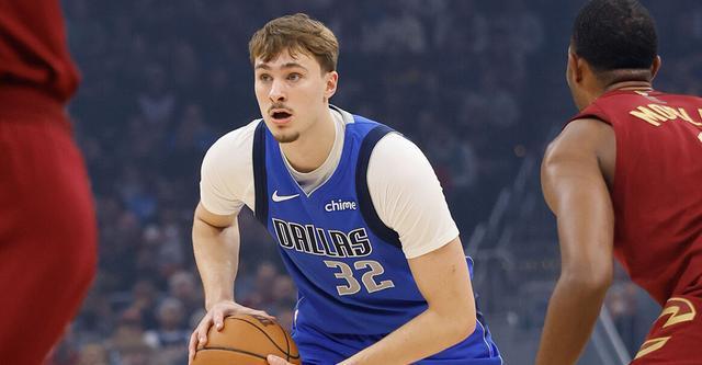弗拉格27+10米切尔26+11 独行侠客场击败骑士